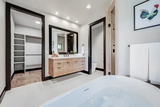 Listing Image for 94 Keoawa Pl 33 of 50