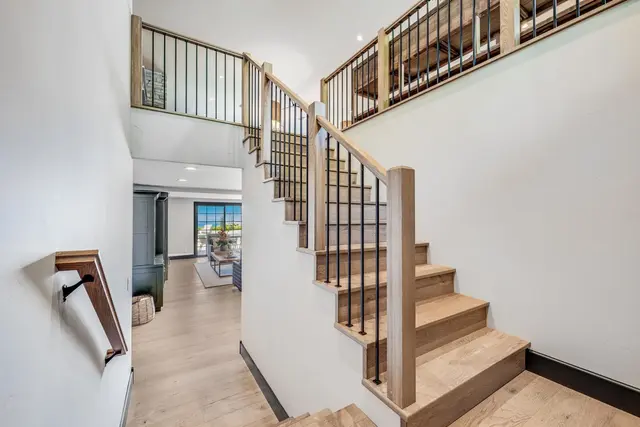 Listing Image for 94 Keoawa Pl 37 of 50