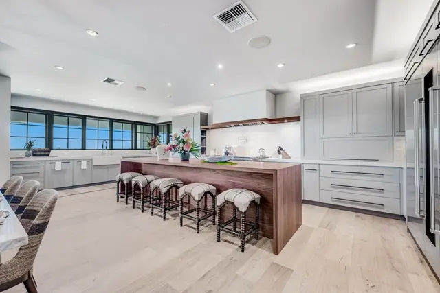 Listing Image for 94 Keoawa Pl 7 of 50