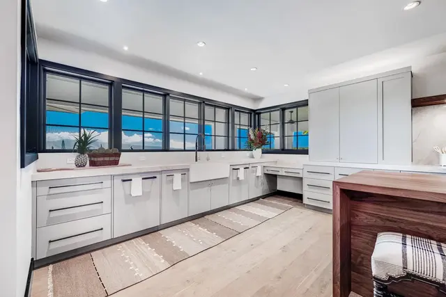 Listing Image for 94 Keoawa Pl 8 of 50