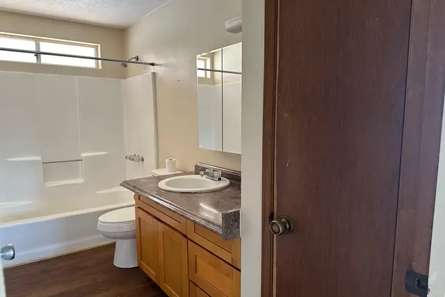 Listing Image for 30 Koki Pl 4 of 6