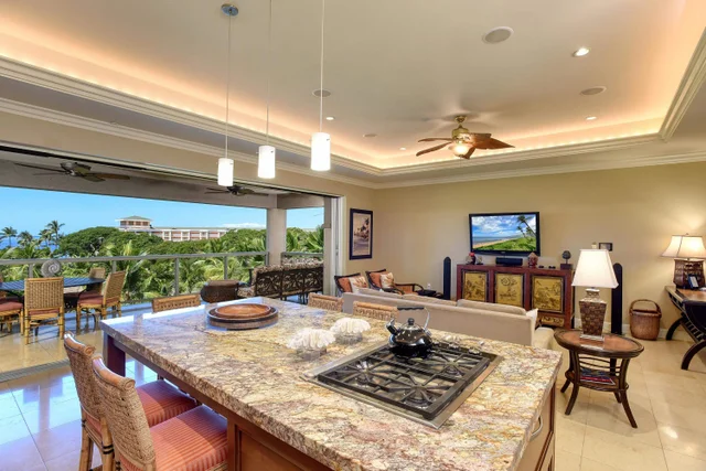 Listing Image for 81 Makakehau St Apt H-2 11 of 40