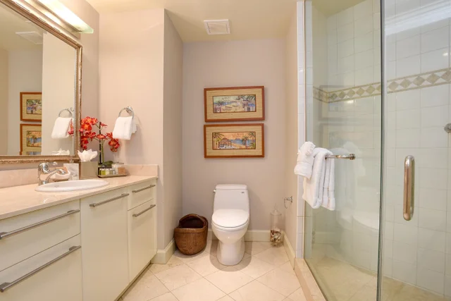 Listing Image for 81 Makakehau St Apt H-2 30 of 40