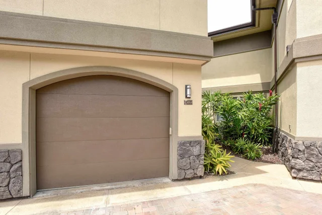 Listing Image for 81 Makakehau St Apt H-2 35 of 40