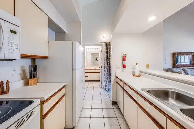 Listing Image for 679 S Kihei Rd D208 12 of 38