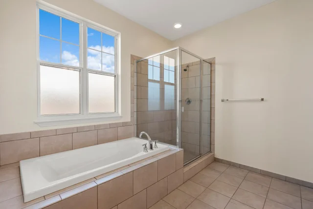 Listing Image for 189 Kuena Ln 32 of 48