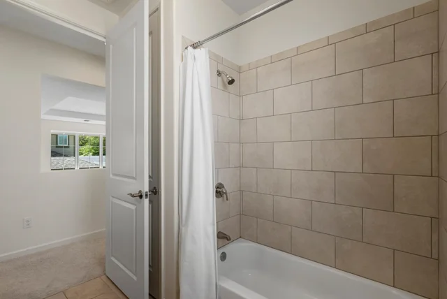 Listing Image for 189 Kuena Ln 41 of 48