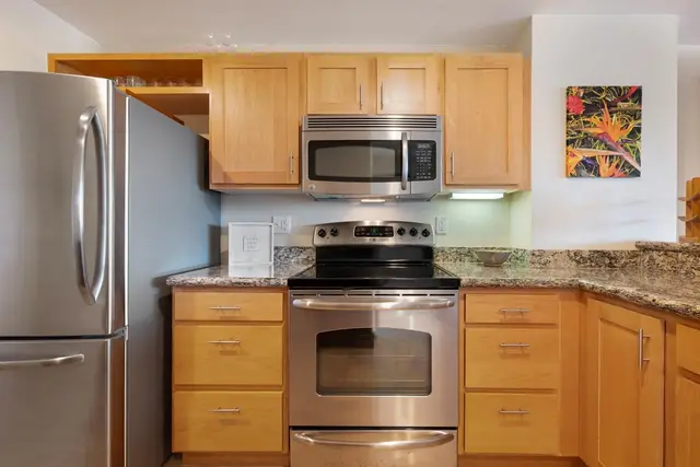 Listing Image for 3708 Lower Honoapiilani Rd E41 14 of 39