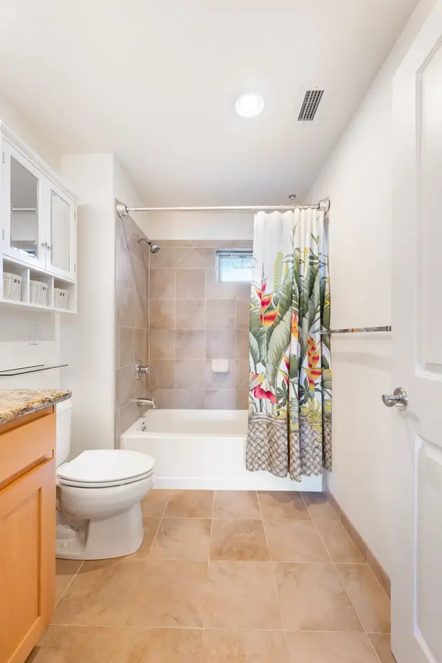 Listing Image for 3708 Lower Honoapiilani Rd E41 26 of 39