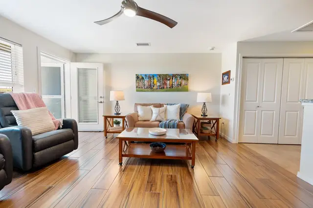 Listing Image for 3708 Lower Honoapiilani Rd E41 6 of 39