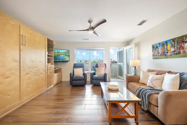 Listing Image for 3708 Lower Honoapiilani Rd E41 7 of 39
