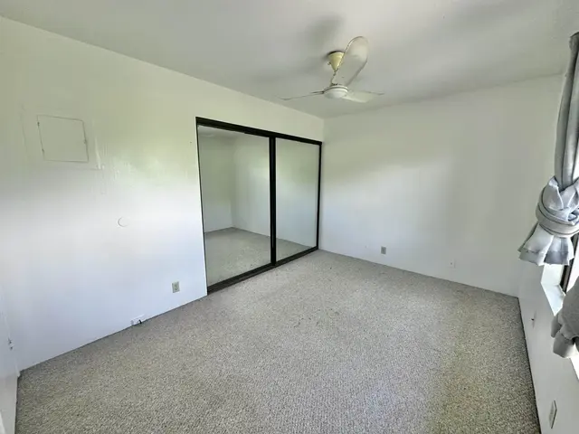 Listing Image for 2050 Kanoe St 201 4 of 19