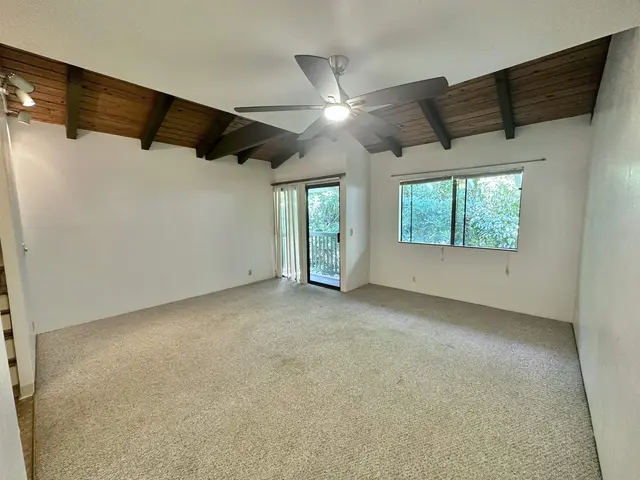 Listing Image for 2050 Kanoe St 201 8 of 19