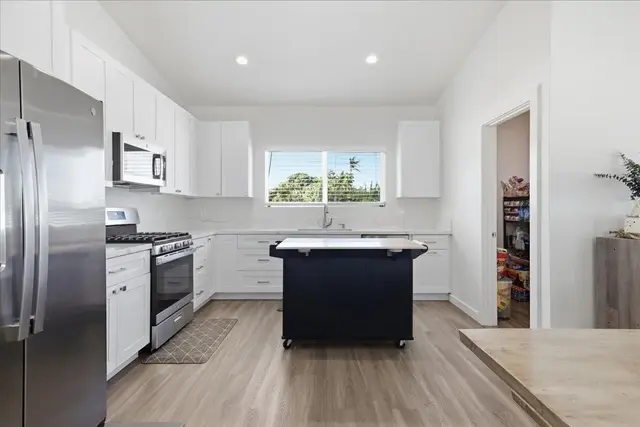 Listing Image for 1867 Makahala Pl 11 of 38