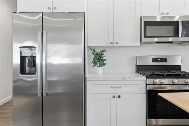 Listing Image for 1867 Makahala Pl 12 of 38
