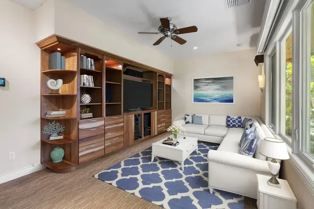 Listing Image for 21 Kaulua Pl 19 of 30