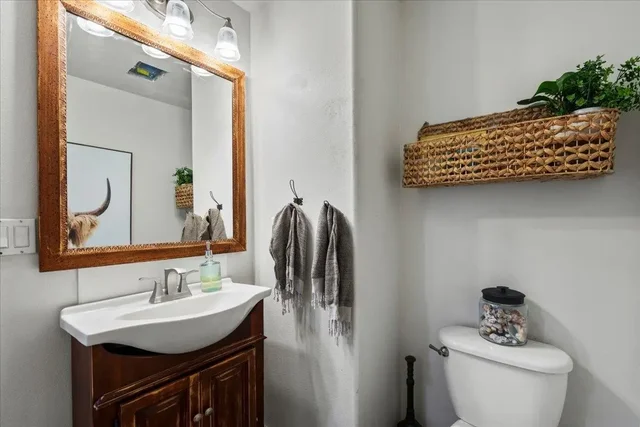 Listing Image for 19 Kuaiwa Way 23-b 31 of 39