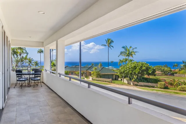 Listing Image for 3977 Wailea Ekolu Pl 10 of 40