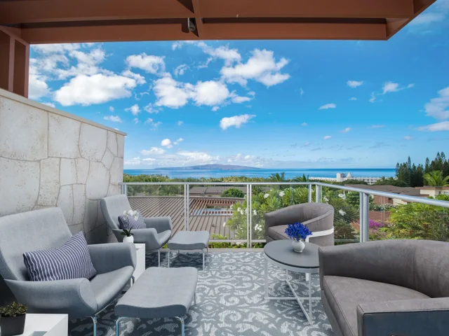 Listing Image for 220 Holomoana Way 103 (15c) 12 of 38