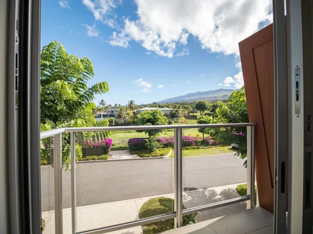 Listing Image for 220 Holomoana Way 103 (15c) 27 of 38