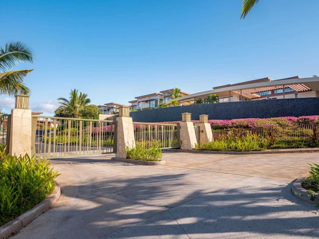 Listing Image for 220 Holomoana Way 103 (15c) 30 of 38