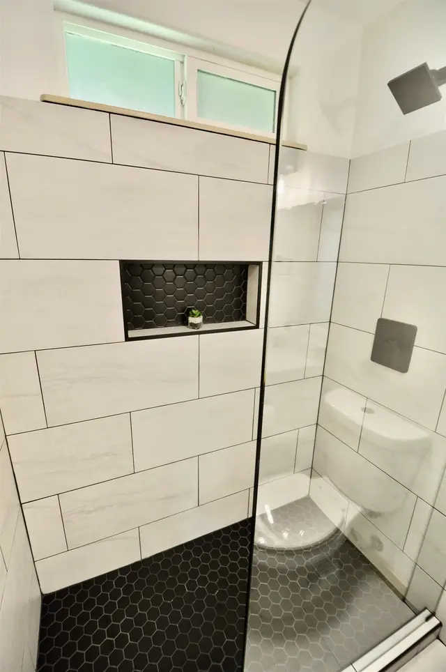 Listing Image for 2835 Kaupakalua Rd 12 of 31