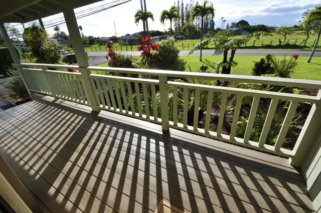 Listing Image for 2835 Kaupakalua Rd 3 of 31