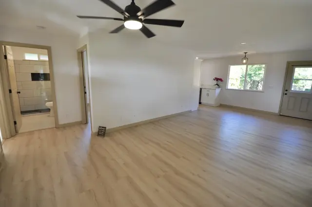 Listing Image for 2835 Kaupakalua Rd 6 of 31