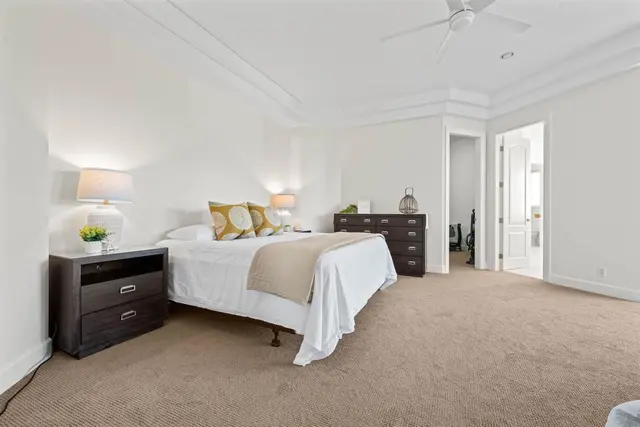 Listing Image for 180 Kalaihi Pl 15 of 38