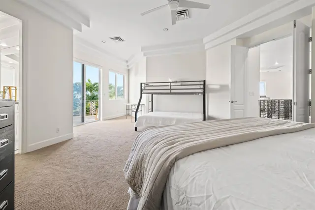 Listing Image for 180 Kalaihi Pl 17 of 38