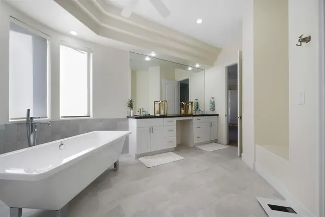 Listing Image for 180 Kalaihi Pl 19 of 38