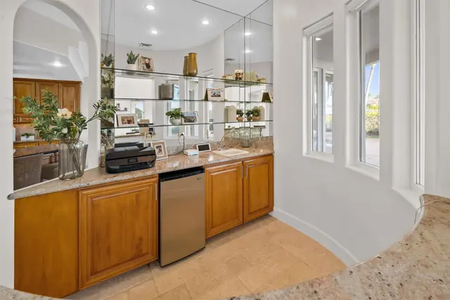 Listing Image for 180 Kalaihi Pl 31 of 38