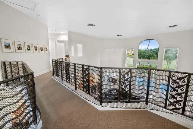 Listing Image for 180 Kalaihi Pl 34 of 38