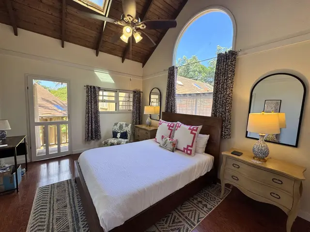 Listing Image for 100 Lio Pl S3 25 of 43