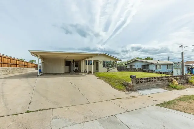Listing Image for 431 Holua Dr 9 of 40