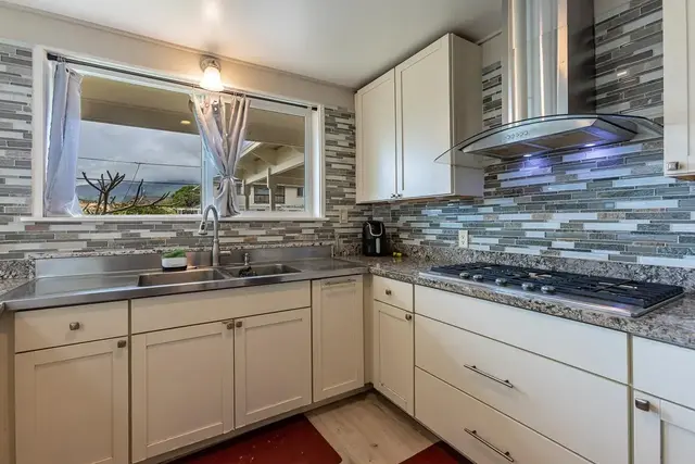 Listing Image for 431 Holua Dr 25 of 40
