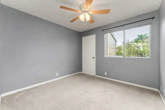 Listing Image for 480 Kenolio Rd 29104 30 of 44