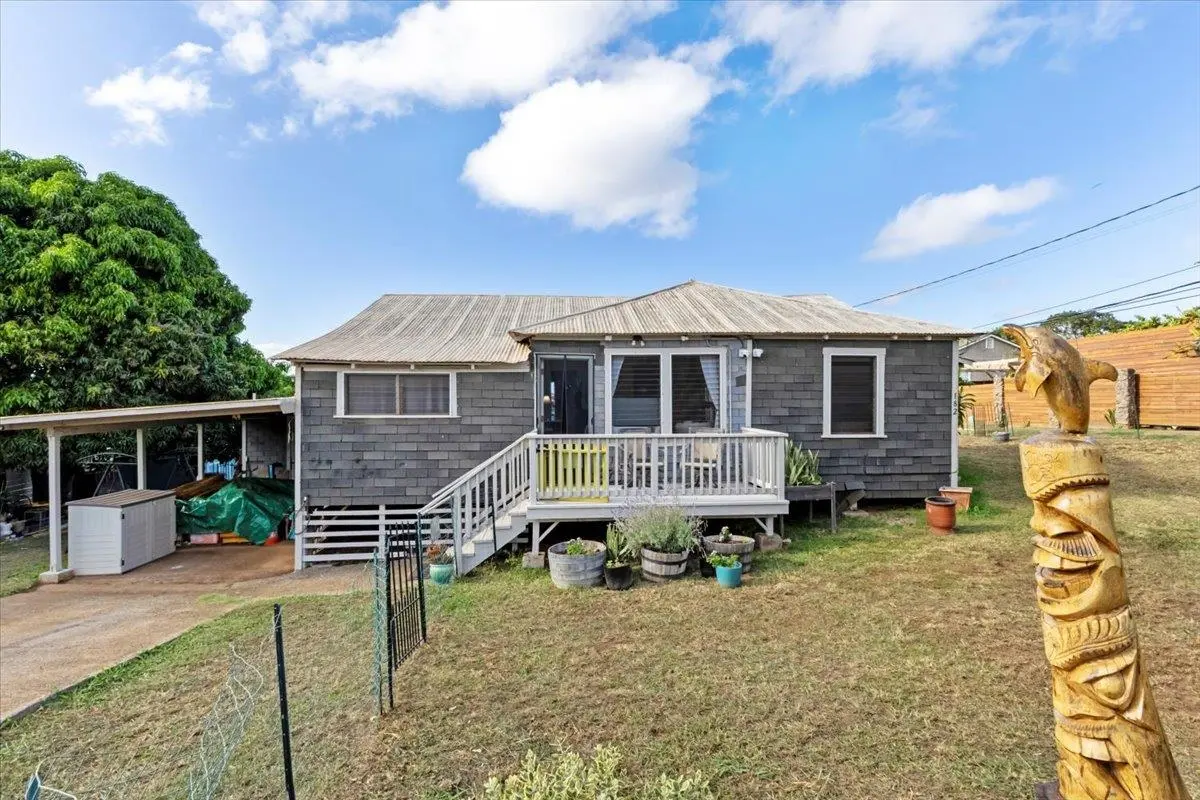 Photo of Listing #408403