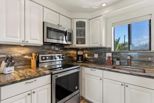 Listing Image for 36 S Kihei Rd 301 13 of 30