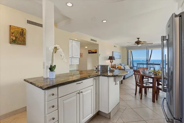 Listing Image for 36 S Kihei Rd 301 16 of 30