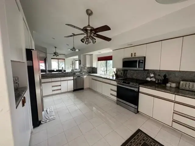 Listing Image for 472 Hiilei Pl 2 of 28