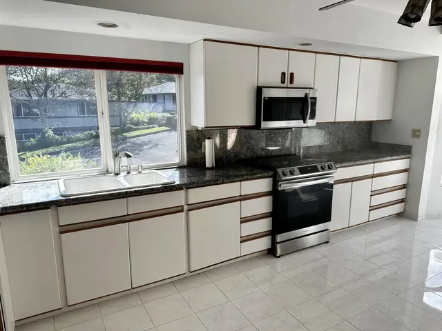 Listing Image for 472 Hiilei Pl 3 of 28