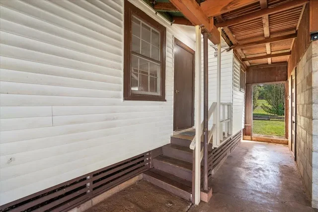 Listing Image for 1072 Aala Pl 27 of 37