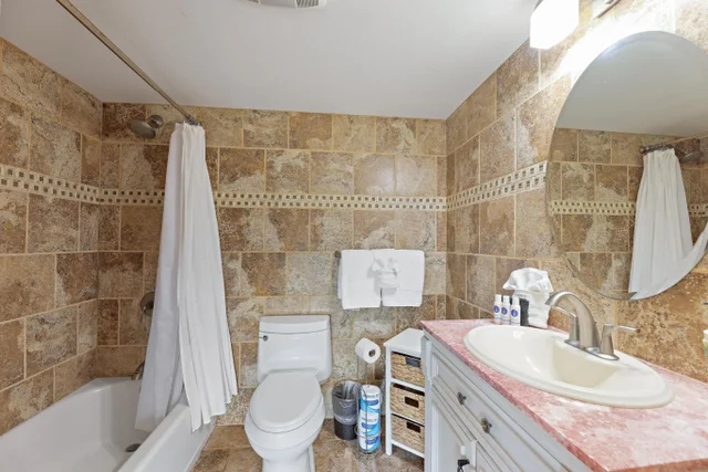 Listing Image for 4242 Lower Honoapiilani Rd E-601 19 of 25