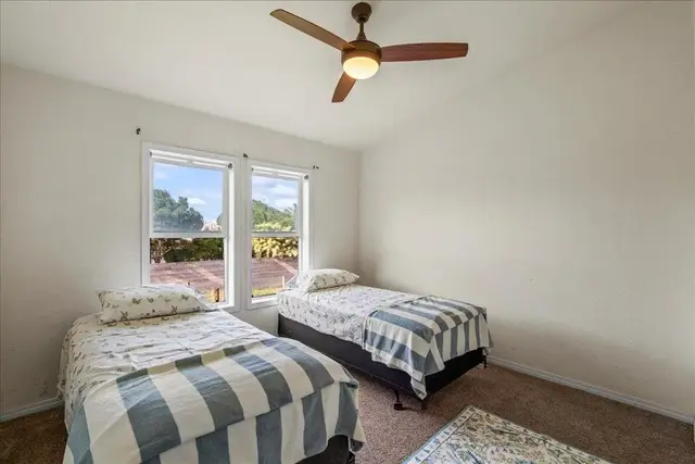 Listing Image for 943 Kokomo Rd 24 of 50