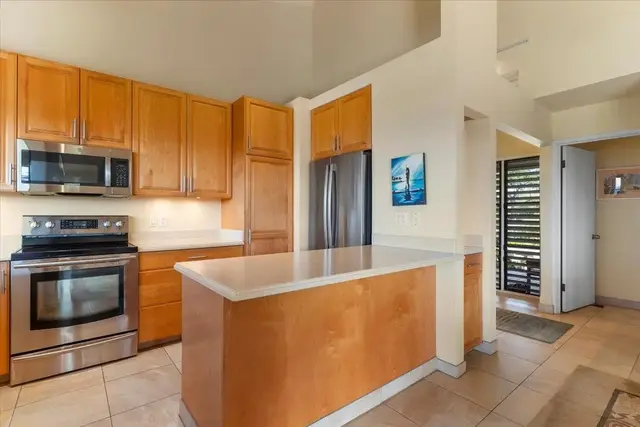 Listing Image for 10 Wailea Ekolu Pl 706 10 of 44