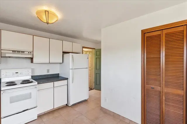 Listing Image for 2715 Kauhale St 37 of 45