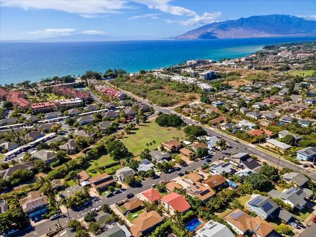 Listing Image for 2715 Kauhale St 4 of 45