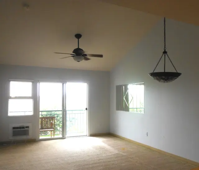 Listing Image for 37 Polohina Ln 7 11 of 26