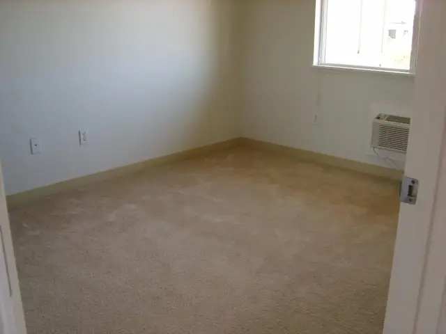 Listing Image for 37 Polohina Ln 7 20 of 26